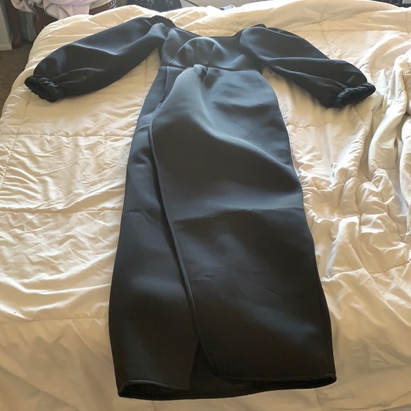 Off shoulder tulip skirt dress - Picture 1 of 6